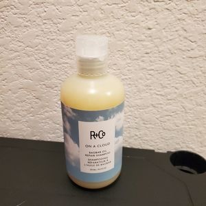 R+Co On A Cloud Repair Shampoo